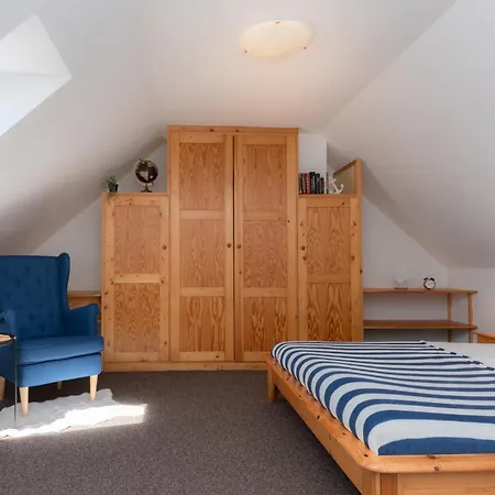 Captain's Quarters - With Terrace And Parking Near Balaton شقة *