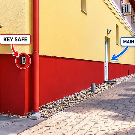 شقة Captain's Quarters - With Terrace And Parking Near Balaton *